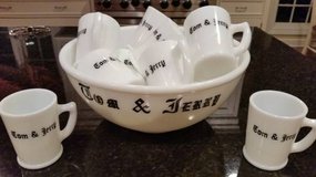 Tom and Jerry MeKee Punch bowl in Chicago, Illinois