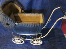 Wicker Doll Baby Carriage Buggy Stroller 2 port holes ANTIQUE in Chicago, Illinois